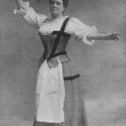 Marie Duma as Senta 1895