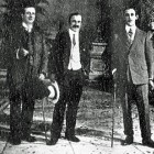 MacCunn in 1905 (l) with Robert Courtneidge and Paul Rubens (r)