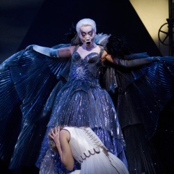 Mari Moriya (Queen of the Night) and Laure Mitchell (Pamina)